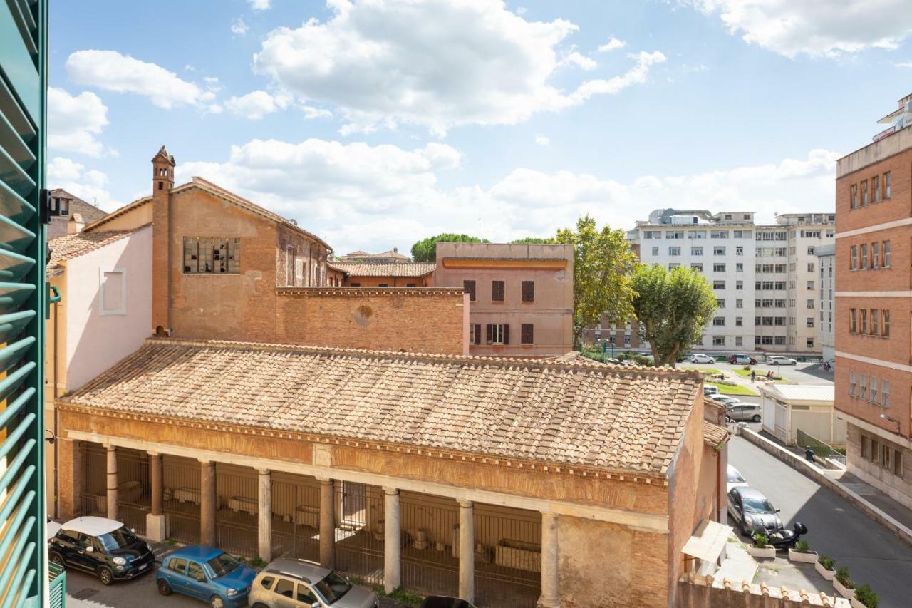 Mini Appartamento Colosseo Рим Екстериор снимка